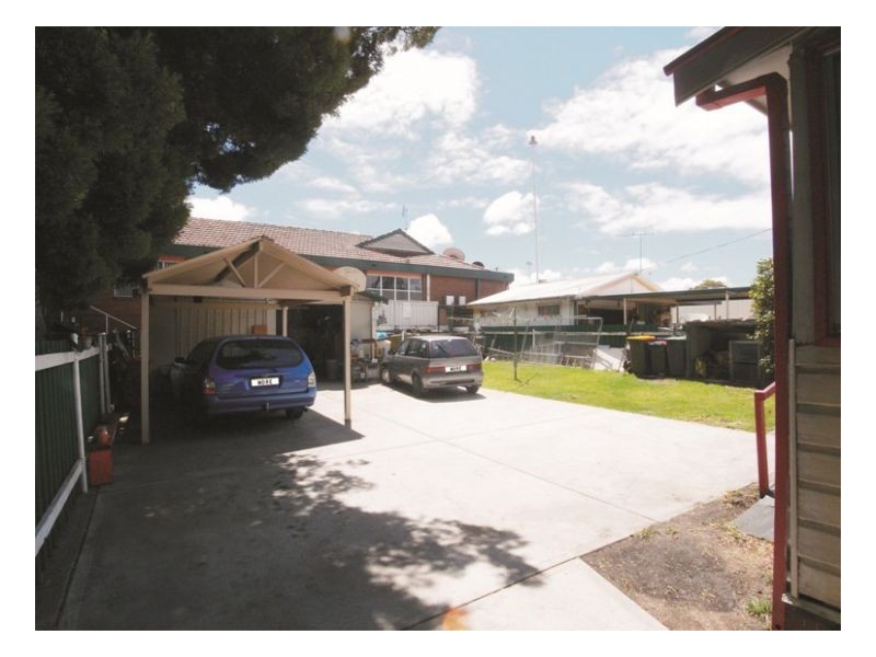 2 Werribi Street, Mayfield West NSW 2304