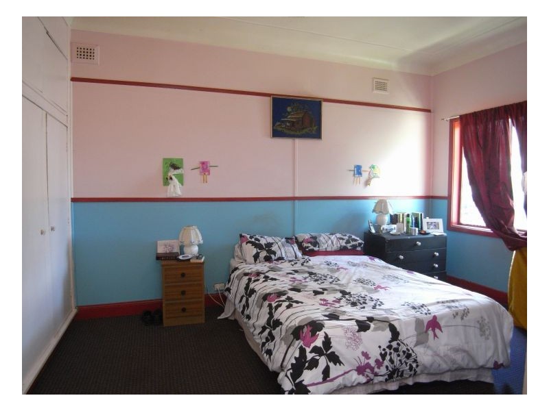 2 Werribi Street, Mayfield West NSW 2304