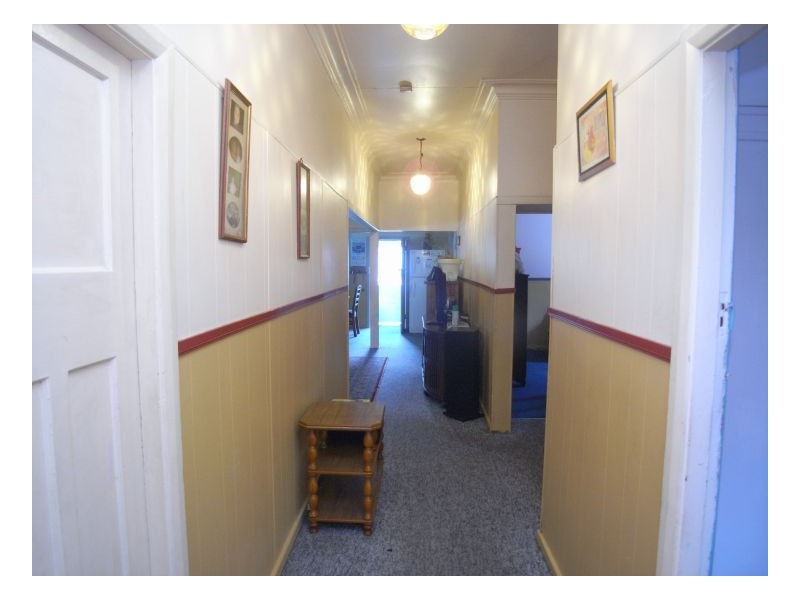 2 Werribi Street, Mayfield West NSW 2304