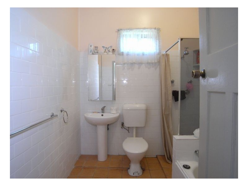 2 Werribi Street, Mayfield West NSW 2304