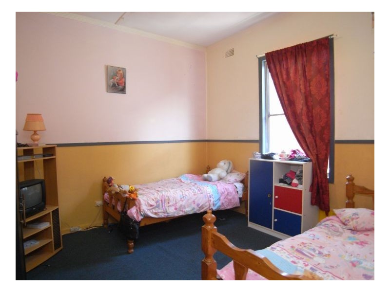 2 Werribi Street, Mayfield West NSW 2304