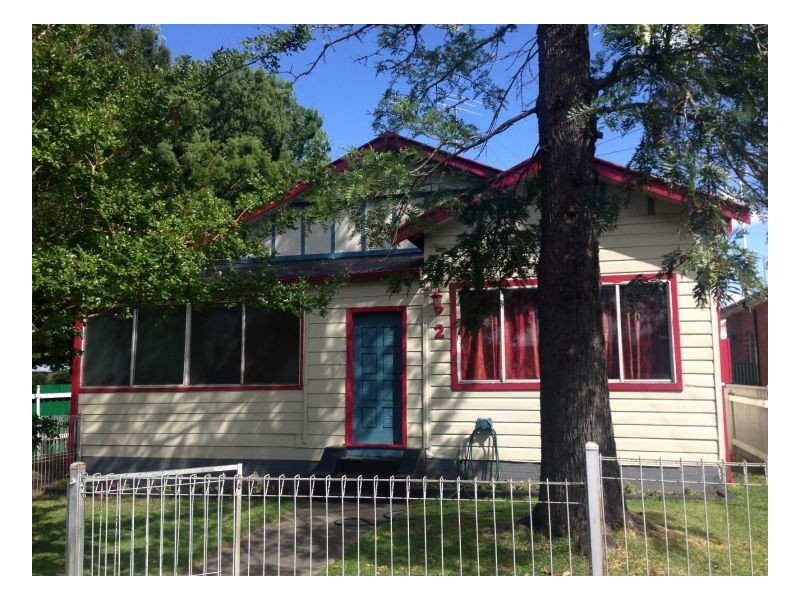 2 Werribi Street, Mayfield West NSW 2304