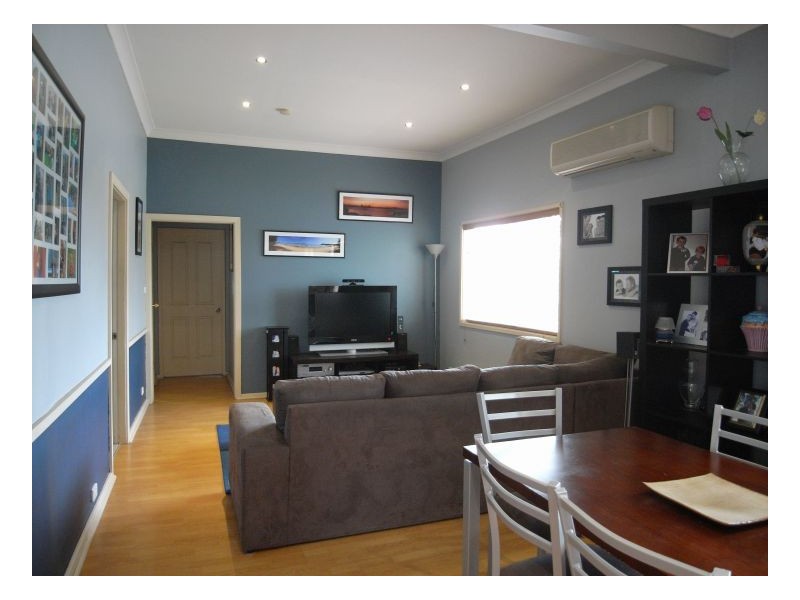 115 Woodstock Street, Mayfield NSW 2304