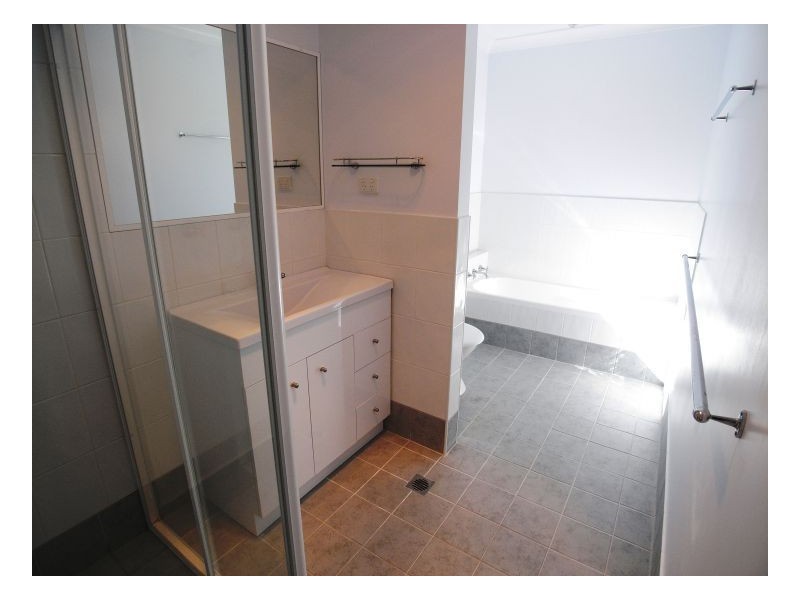 41 Teralba Road, Broadmeadow NSW 2292