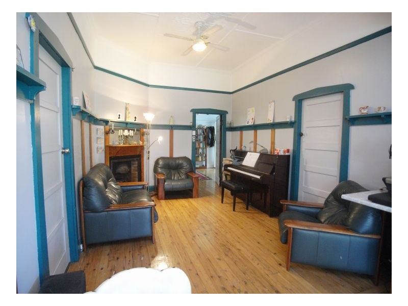 55 Silsoe Street, Mayfield NSW 2304