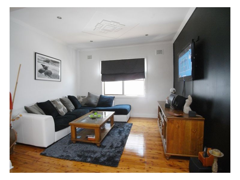 16 Werribi Street, Mayfield West NSW 2304