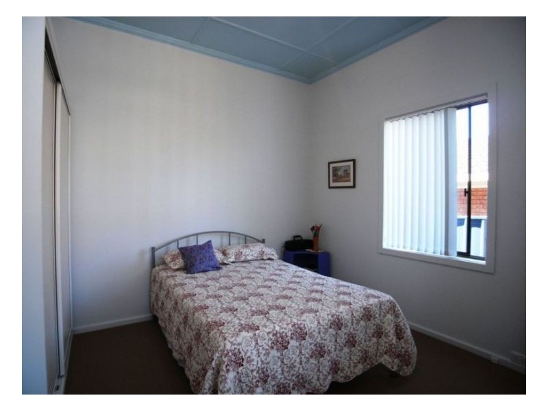 8 Moate Street, Georgetown NSW 2298