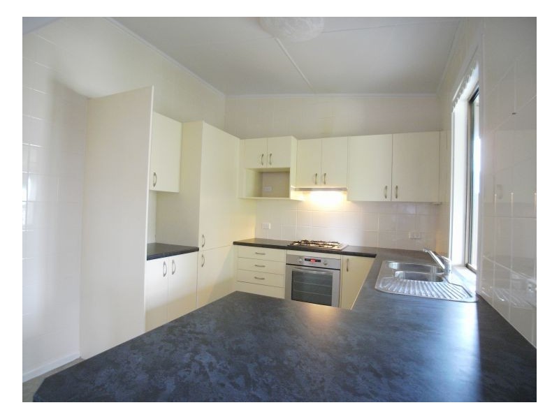 8 Moate Street, Georgetown NSW 2298