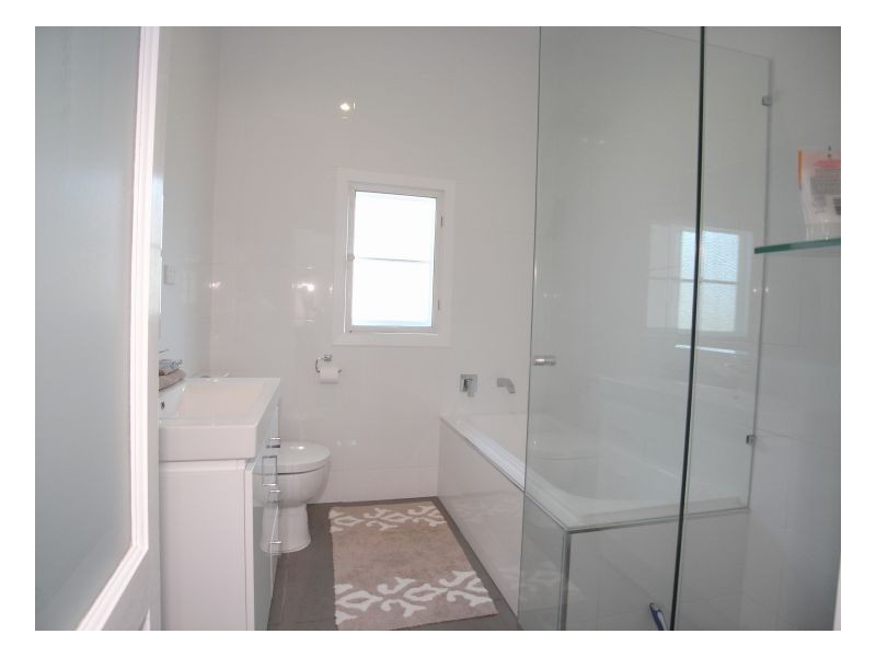 27 Valencia Street, Mayfield NSW 2304