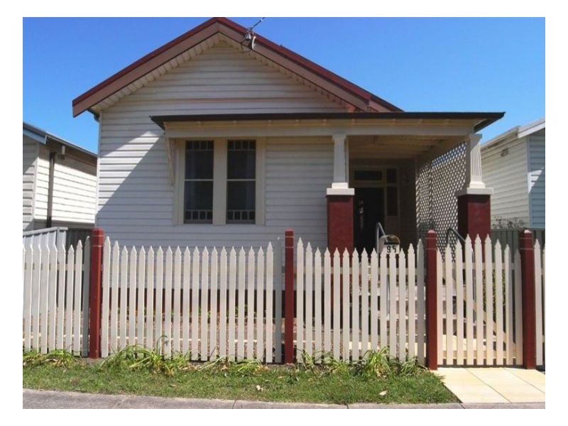 95 Macquarie Street, Mayfield NSW 2304