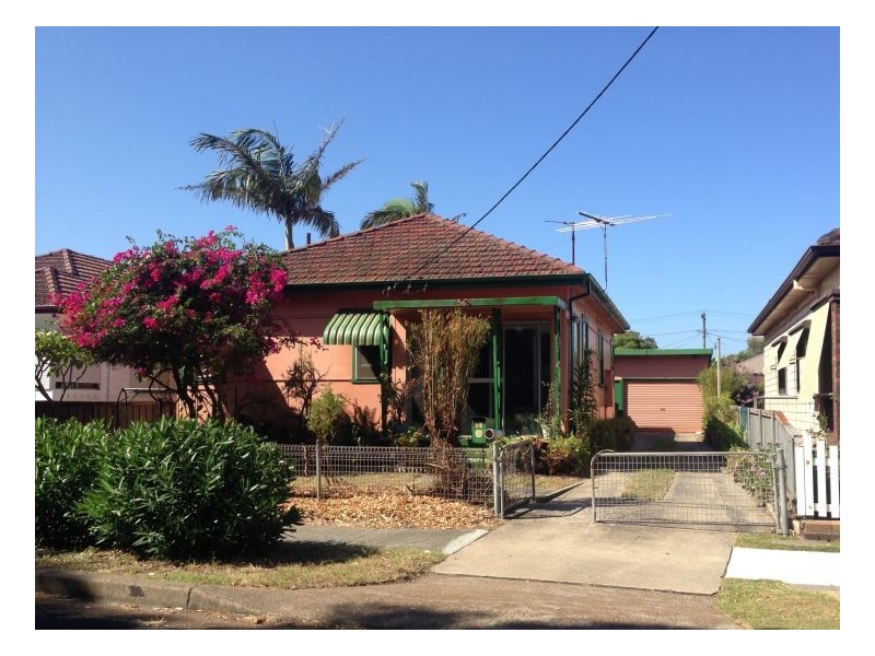 58 Upfold Street, Mayfield NSW 2304