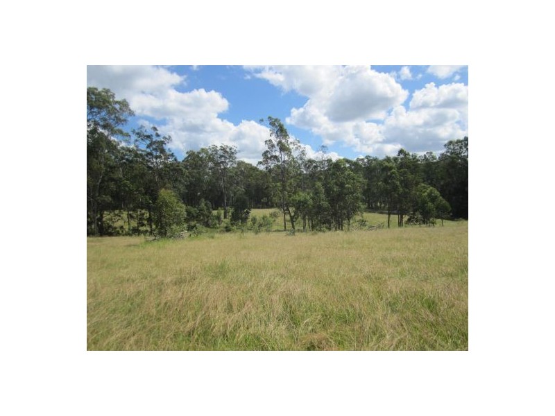 882 Old Lawrence Rd, Mallanganee NSW 2469