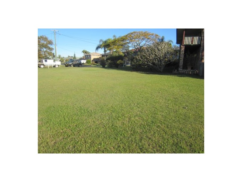 19 Robinson Ave, Casino NSW 2470