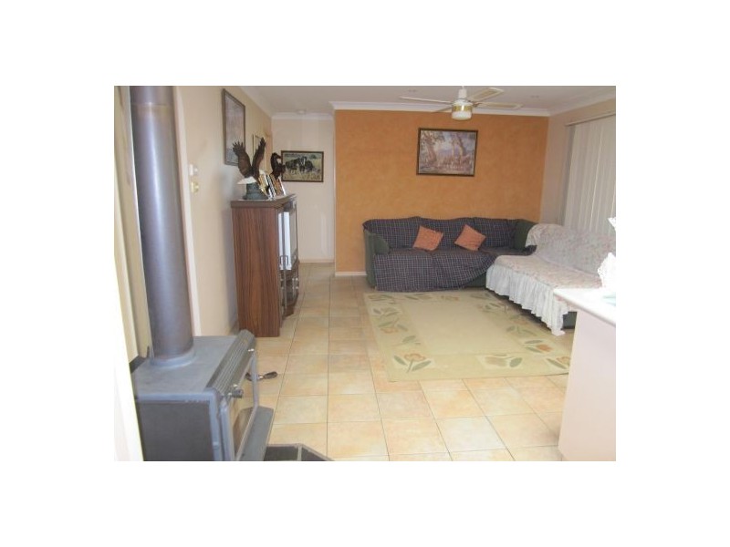 6 Forest Grove, Fairy Hill NSW 2470