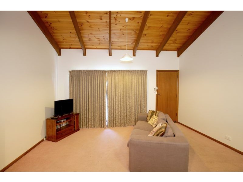 15 Richard Street, Turvey Park NSW 2650