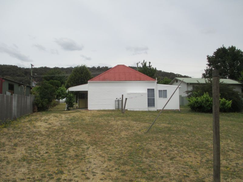15 Gilbert Street, Tumbarumba NSW 2653