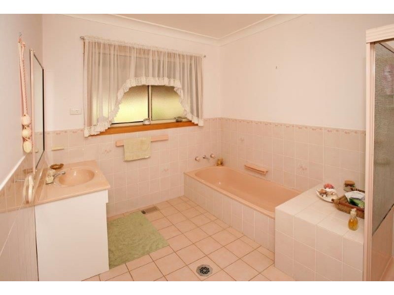 10 Ridge St, Junee NSW 2663