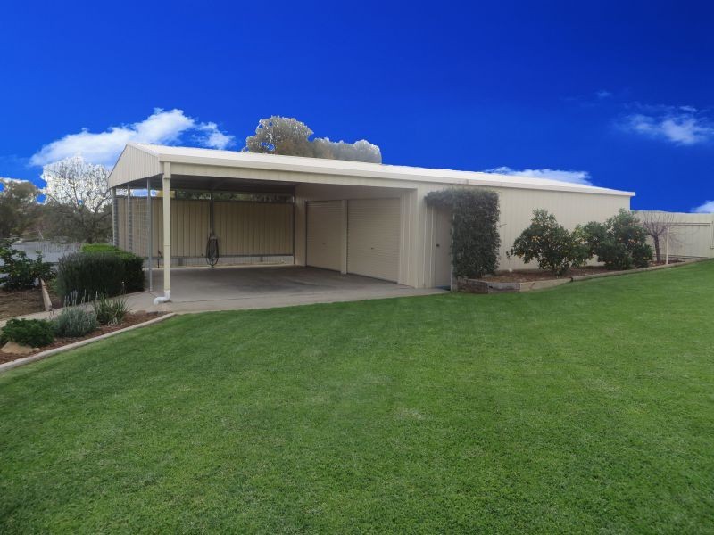 10 Ridge St, Junee NSW 2663