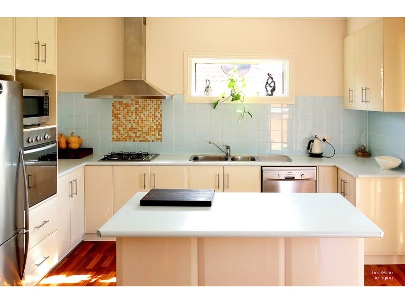 63 Brooklyn Drive, Bourkelands NSW 2650