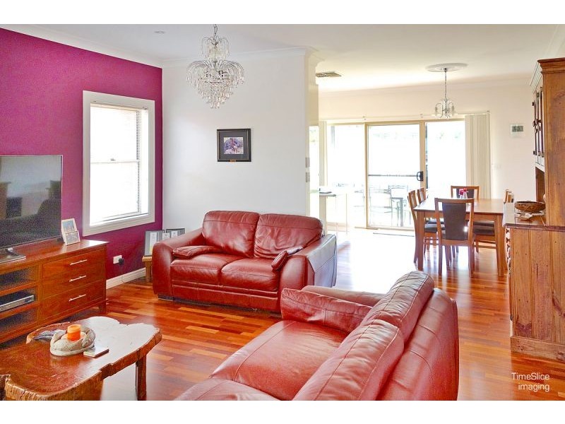 63 Brooklyn Drive, Bourkelands NSW 2650