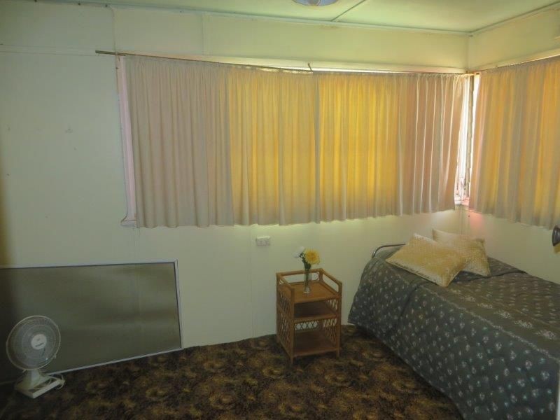 4 Pitt St, Junee NSW 2663