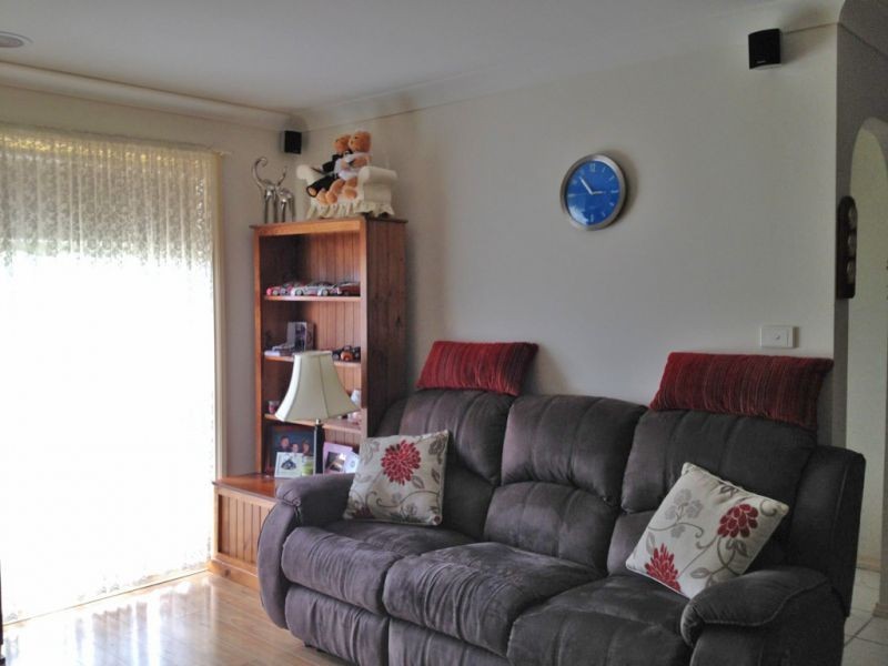 23 Kaldari Crescent, Glenfield Park NSW 2650