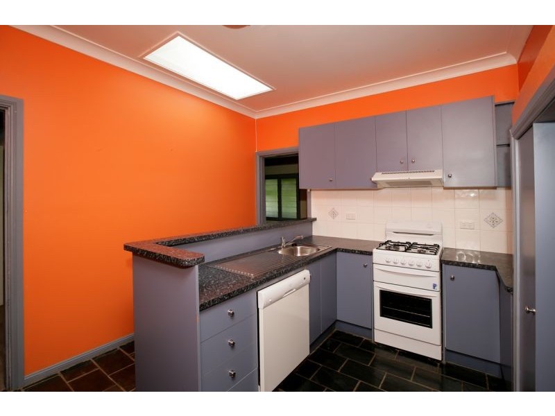 127 Meadow Street, Kooringal NSW 2650