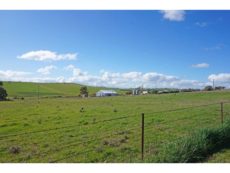 5,6,7 & 8 Knight Street, Junee NSW 2663