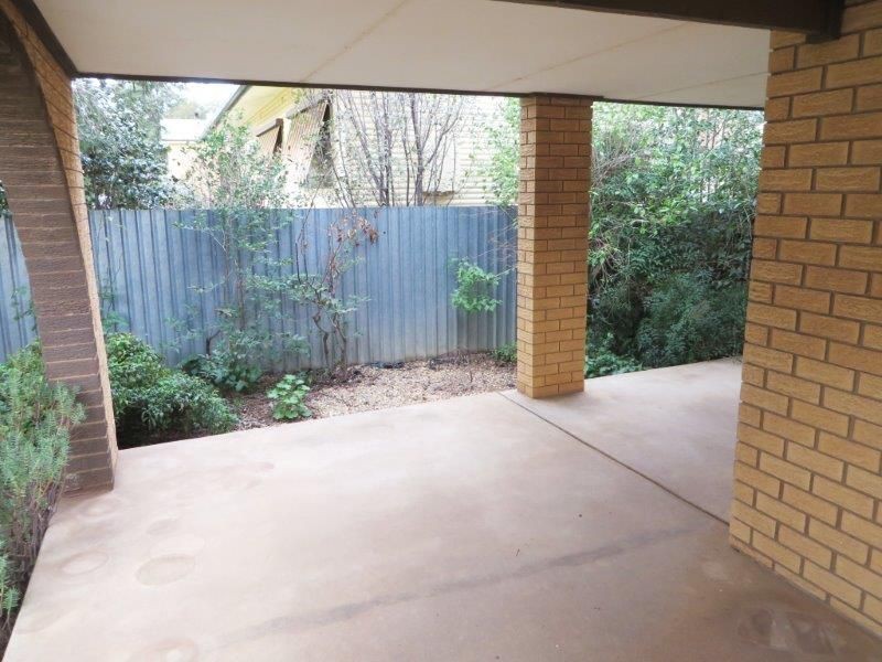 13 Cedric St, Junee NSW 2663