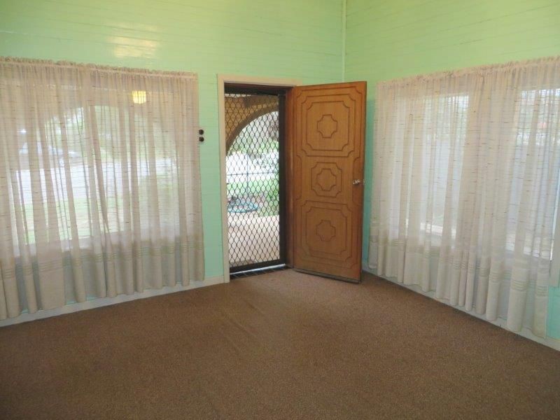 13 Cedric St, Junee NSW 2663