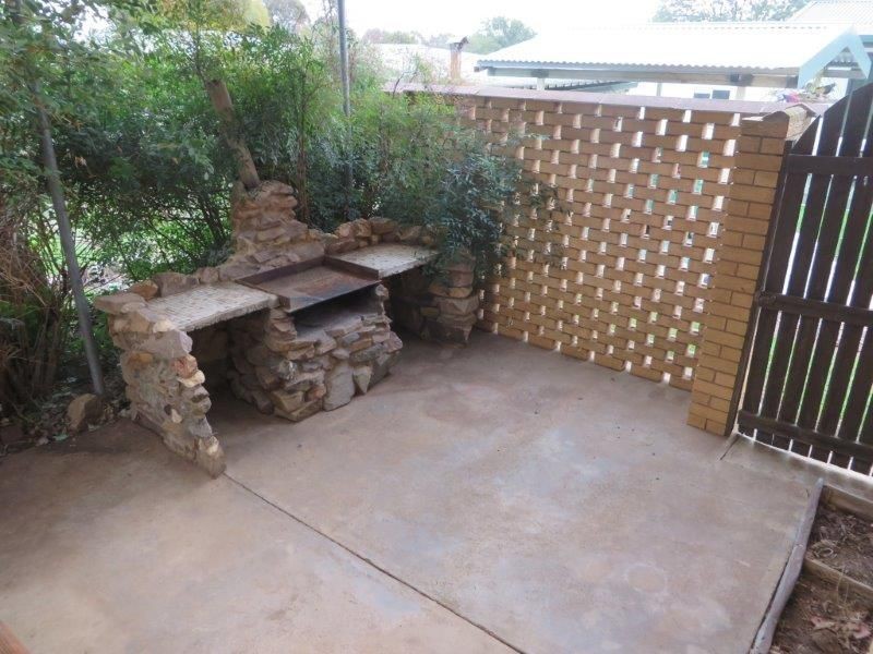 13 Cedric St, Junee NSW 2663