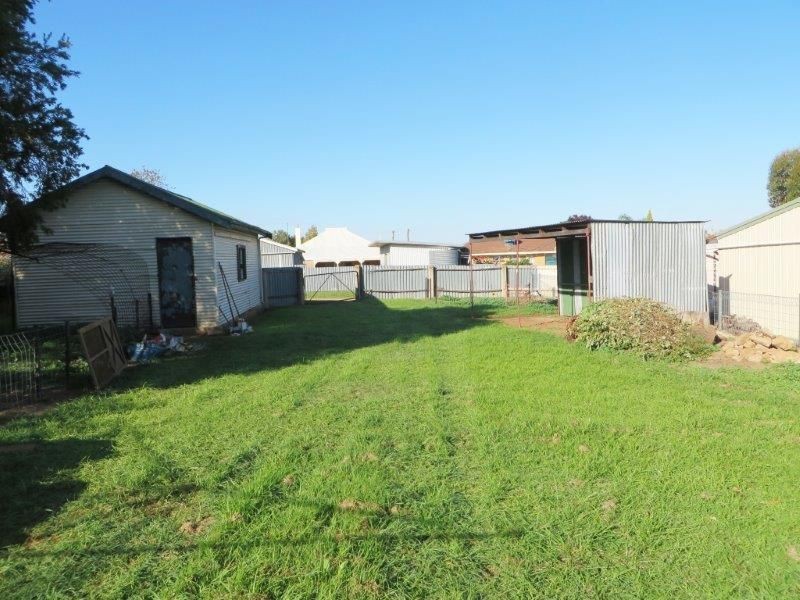 13 Cedric St, Junee NSW 2663