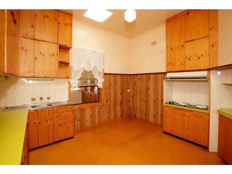 36 Pitt St, Junee NSW 2663