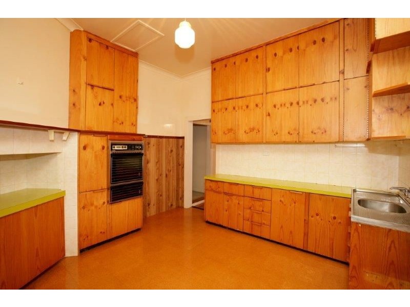 36 Pitt St, Junee NSW 2663