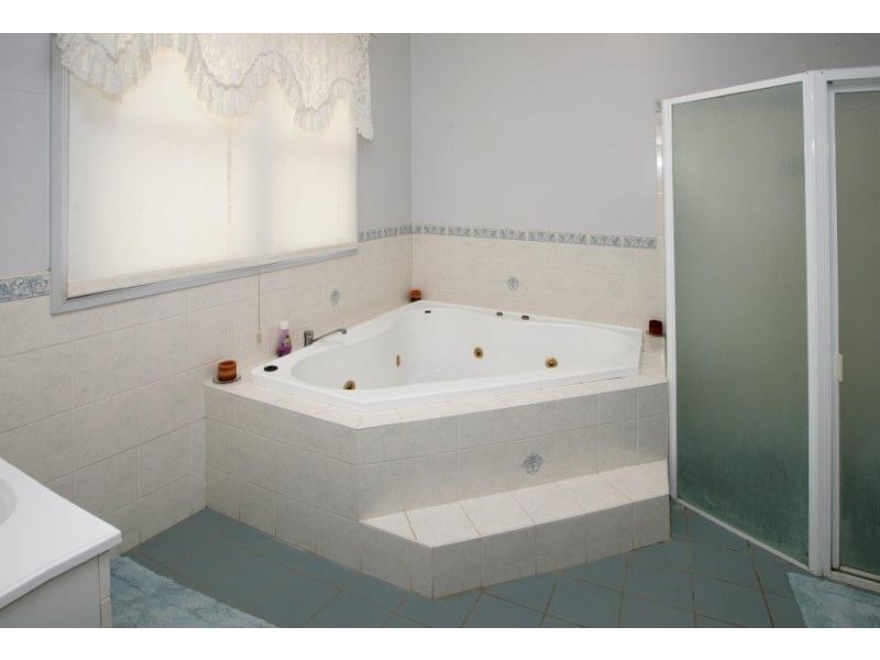 31 Marquis Street, Junee NSW 2663