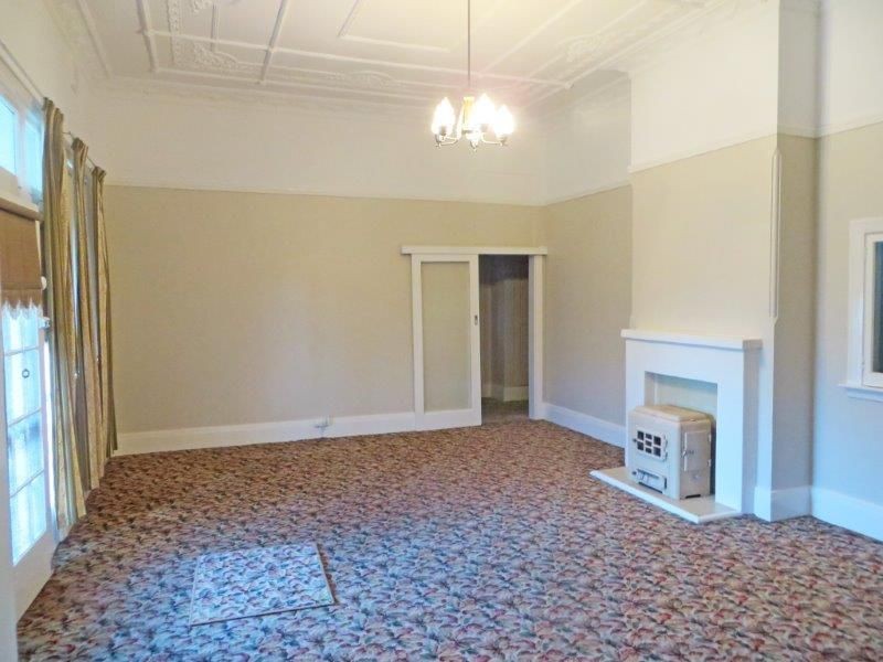 29 Pretoria Avenue, Junee NSW 2663
