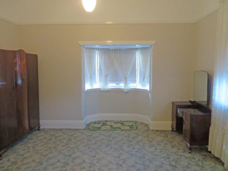 29 Pretoria Avenue, Junee NSW 2663