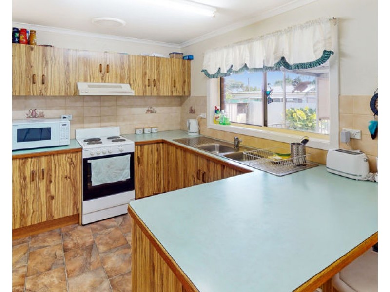 4 Hunter St, Junee NSW 2663