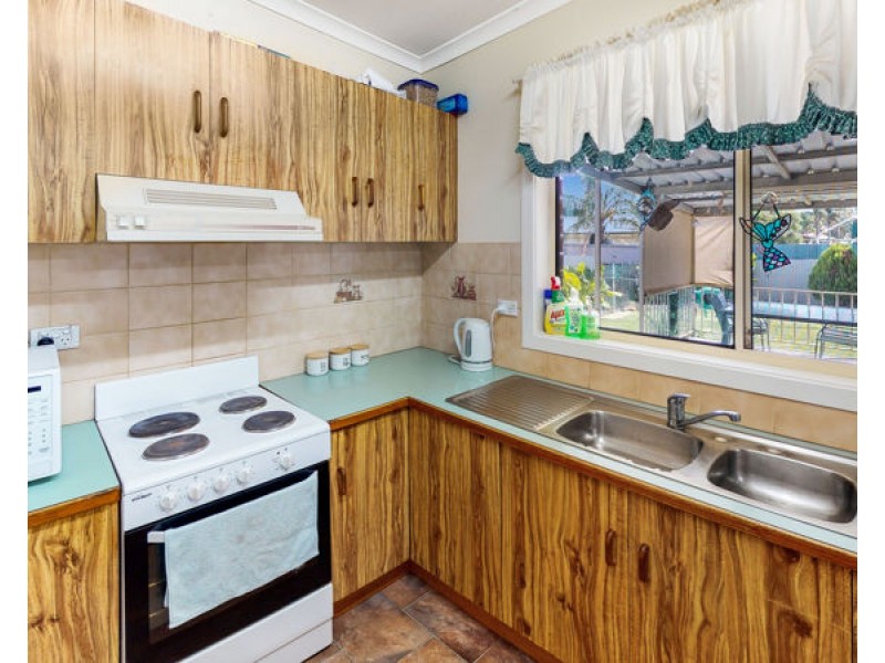 4 Hunter St, Junee NSW 2663