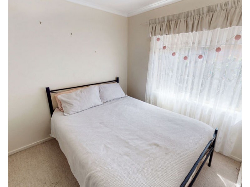 4 Hunter St, Junee NSW 2663