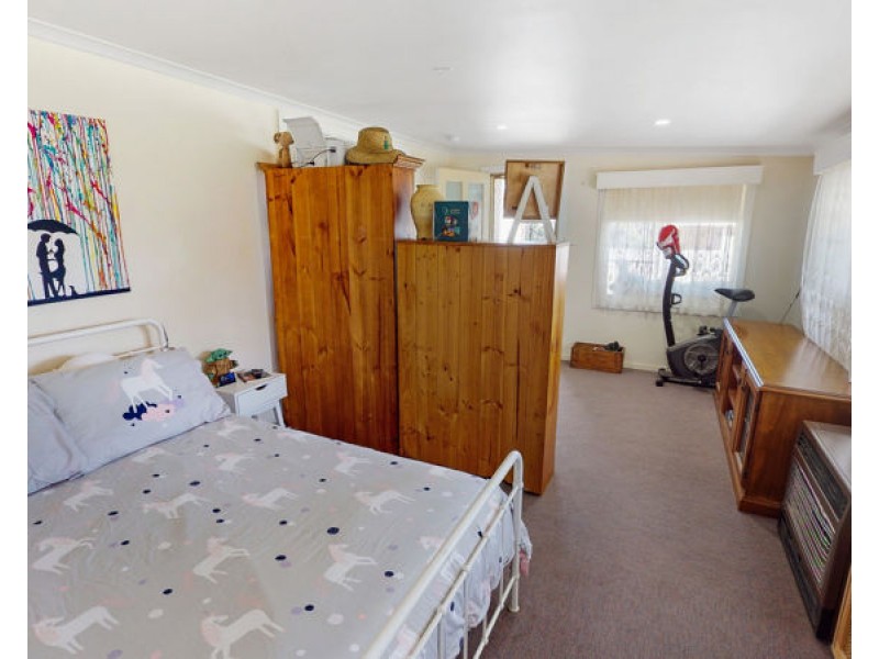 4 Hunter St, Junee NSW 2663