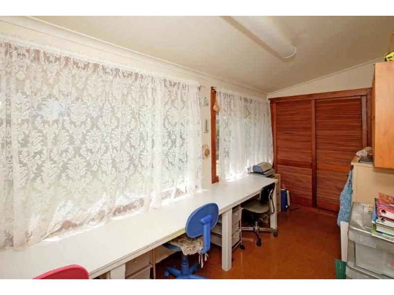 16 Knight Street, Junee NSW 2663