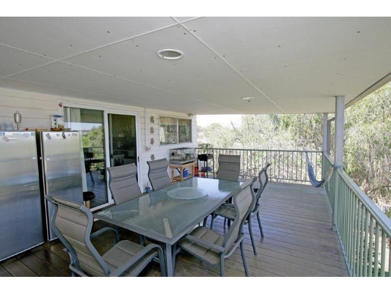 16 Knight Street, Junee NSW 2663