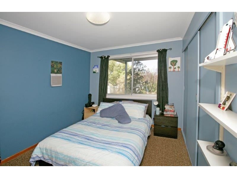 16 Knight Street, Junee NSW 2663