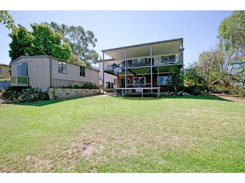 16 Knight Street, Junee NSW 2663