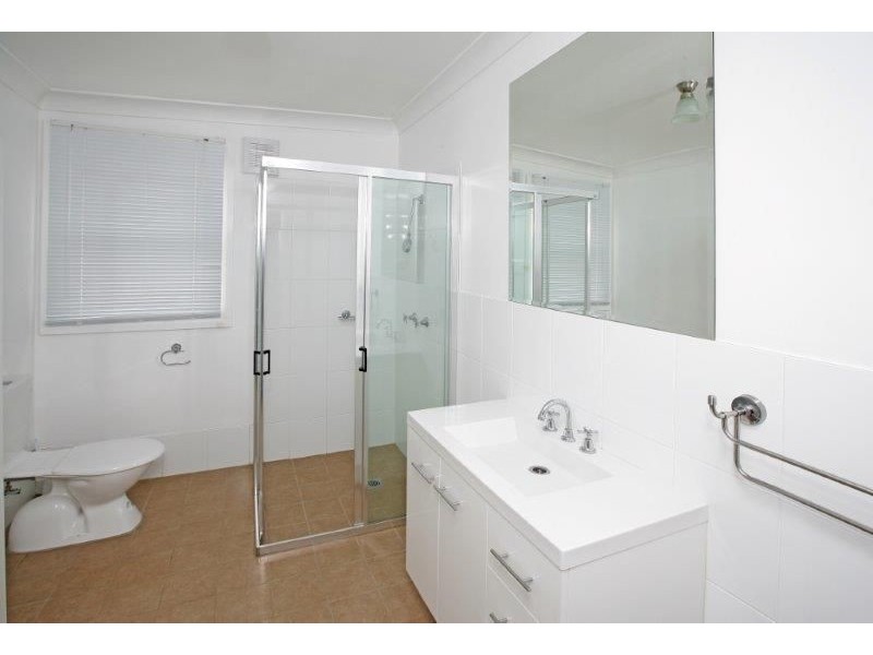 16 Denison Street, Junee NSW 2663