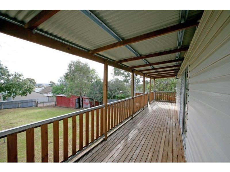 15 Commins St, Junee NSW 2663