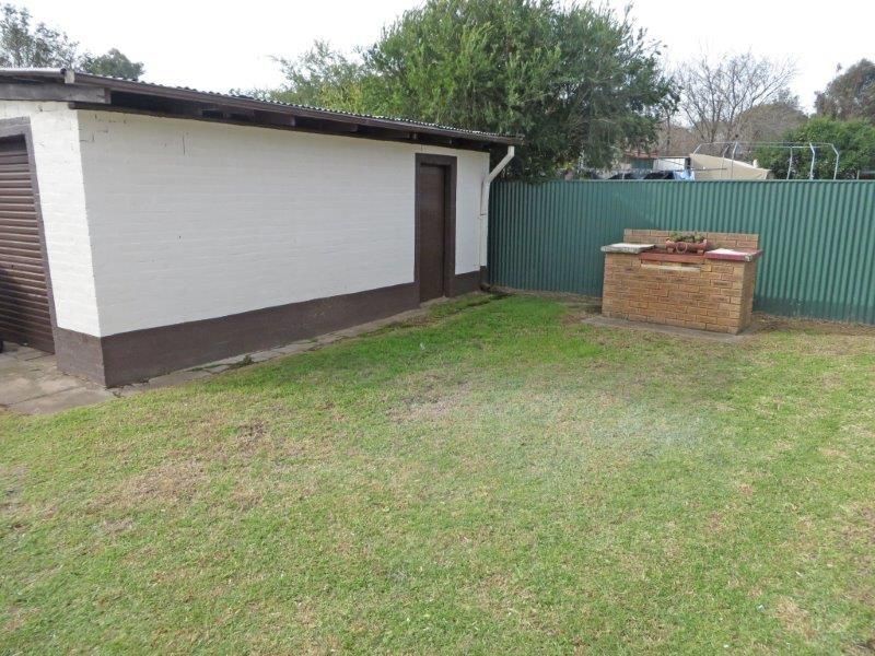 10 Fitzroy St, Junee NSW 2663