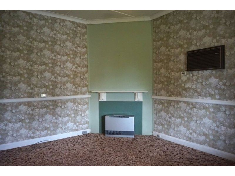 52 Hill Street, Junee NSW 2663