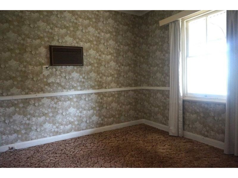 52 Hill Street, Junee NSW 2663